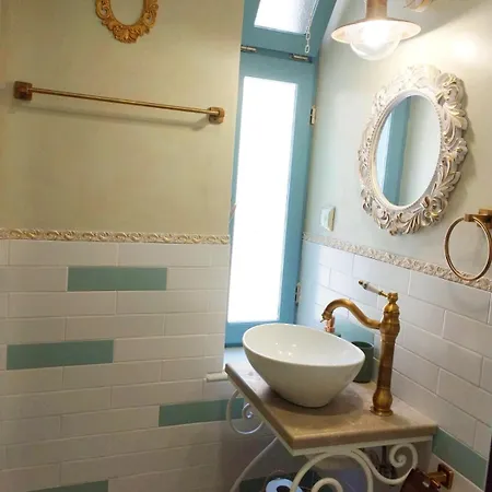 Triton At Kasonia Pothia *